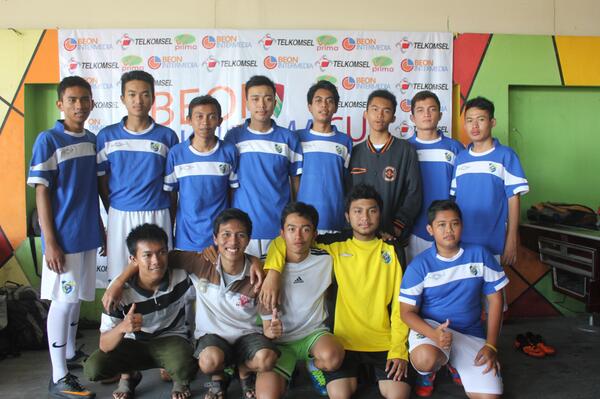 Yusuf Mei Andre S (@andre_yusuf) on Twitter photo RT <a href="/WikusamaCupSBY/">BeonWikusama Cup SBY</a> <a href="/sedulur20/">SEDULUR (20)</a> tim baru dan tangguh! bahaya tahun depan untuk para veteran :)) RT <a href="/WikusamaCupSBY/">BeonWikusama Cup SBY</a> <a href="/sedulur20/">SEDULUR (20)</a> tim baru dan tangguh! bahaya tahun depan untuk para veteran :))