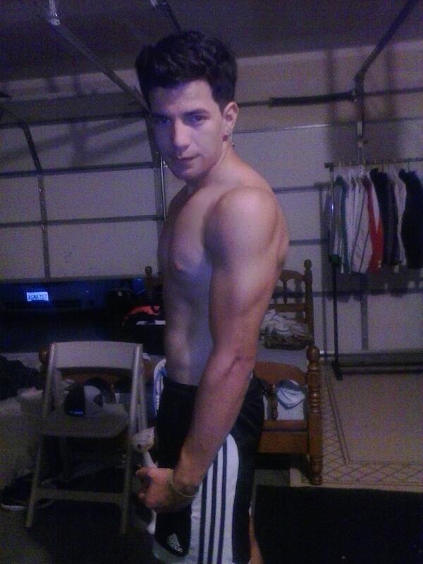 miguellohh's tweet image. Feels good to hit the weights again.  #ironflow