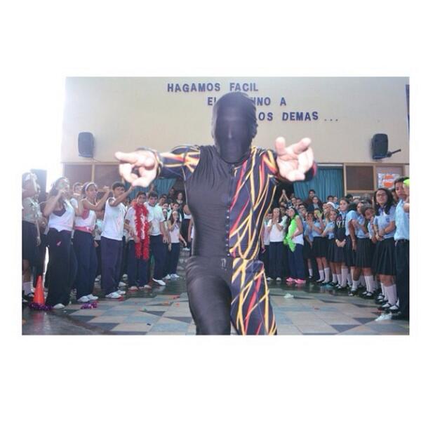 Random_cmi's tweet image. Muy buenas noches, mañana seguiremos subiendo fotos! Hey 👋 SIIII tuu recuerda votar por RANDOM 💥