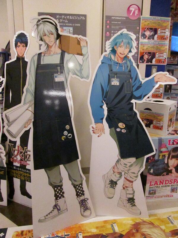 animatehonten's tweet photo. 「「いらっしゃいませ！！」」ナイトウくんと蒼葉さんが、現在池袋本店で勤務中です！7階にいますので、ぜひ皆さん会いに来てくださいアニ～！ http://t.co/hA6mlP9tPD
