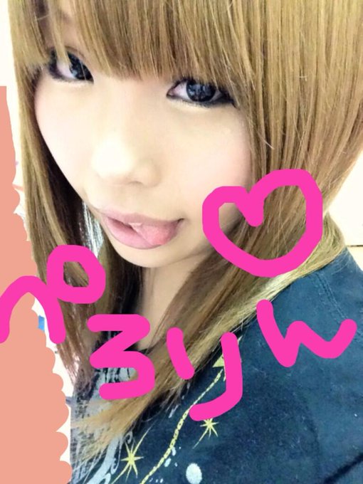 おなかすいたよ(ノ&omega;・｀)みなさんの今日の夜ご飯はなんですかー(｡・&omega;・｡)ﾉ？ http://t.co/2P08Hs0MEA