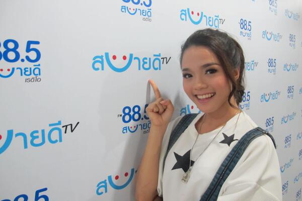 น้องต้นข้าว อาร์สยามเจ้าของผลงานเพลง."โทษฉันดีกว่าที่รับสาย" มาทีสบายดีครับMV ถ่ายทำเสร็จแล้ว.เร็วๆนี้ได้ชมกันแน่ครับ