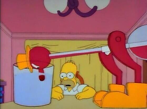 MultiversoTM's tweet photo. "¡Que se bebe todo el agua!" 

Los Simpson.

https://t.co/ZovagHEBMp