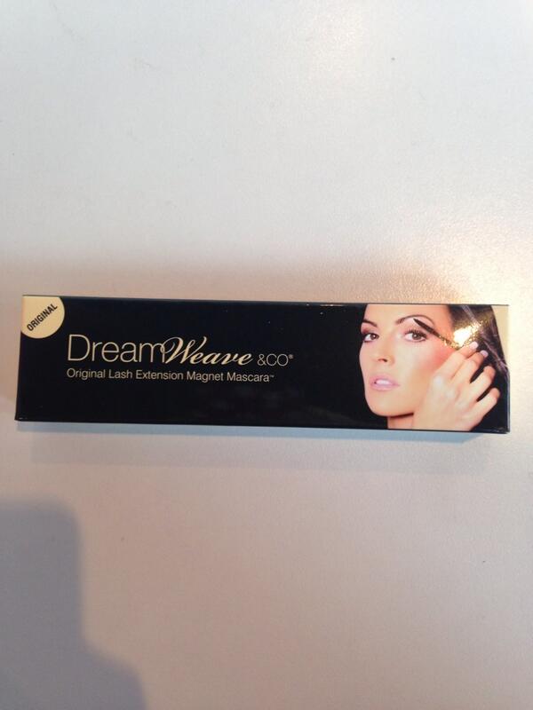 Head_Kandy's tweet photo. Make your lashes longer with the new product DreamWeave Mascara! We are selling this for an amazing price of £12! http://t.co/hmUWwLGbWR