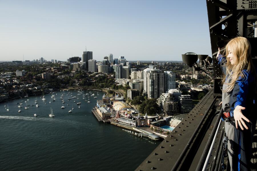 BYYmGlOCEAAmITq.jpg:large