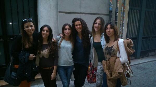 molychurri's tweet photo. Vamonos de orla!!! @Irenightt @sandralinmo @bea_chedal @BettySanch5 http://t.co/SbEB6vDTEK