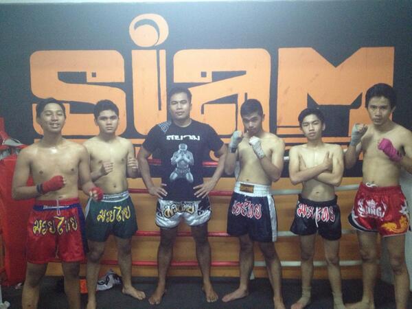fathiribnu's tweet photo. RT @SPARCTIX4th: Sebagian petarung dari @SIAM_TC :) http://t.co/owdBnlGe2f