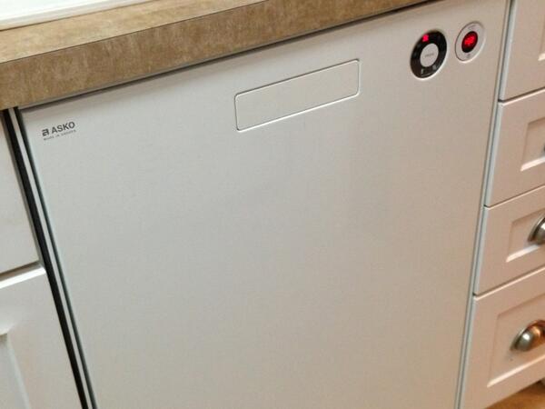 <a href="/ASKOAppliance/">ASKO Appliance</a> Loving our new dishwasher. Rave review. Dried egg removed. Thank you!