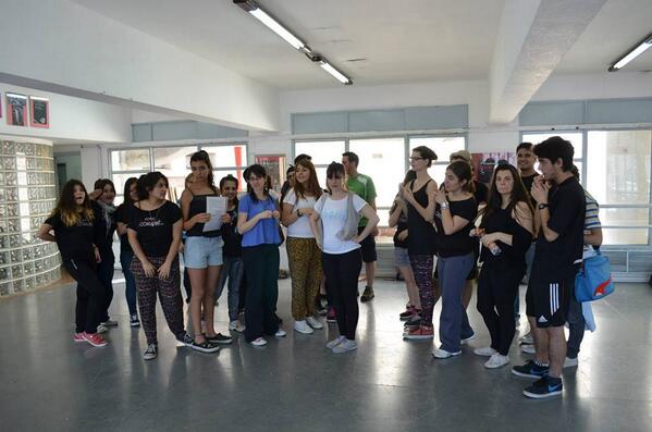 CBAMusical's tweet photo. Fame, grupo inicial de la mañana #comediamusicalcordoba Show Anual 2013 24/11 21.30hs Teatro Candilejas C.Paz http://t.co/Lwz7tb05jl