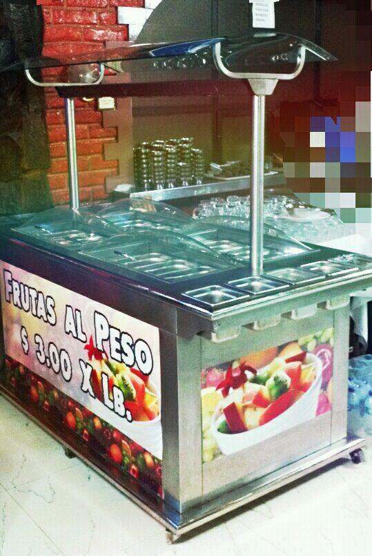 Compravendecua's tweet photo. Se vende refrigerador mostrador para frutas verduras o embutidos @MercadoLibreEc  @DonDatosEc @Articulos_Venta RT http://t.co/FmgpiZvR3E