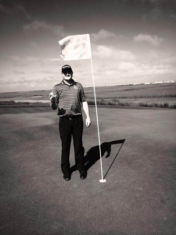 jaykokrak's tweet photo. Hole in one! http://t.co/eXgkStHTbU