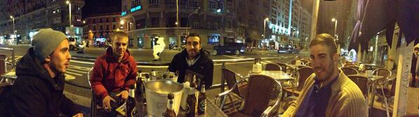 SergioDZ2's tweet photo. @Luigialcon @Malkon87 http://t.co/5rIBTswxLS