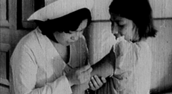 ClioMX's tweet photo. En 1943 la esperanza de vida de los   mexicanos era de sólo 40 años. Secretaría de Salud, jueves 24 hrs Canal 5 http://t.co/VezBNro020