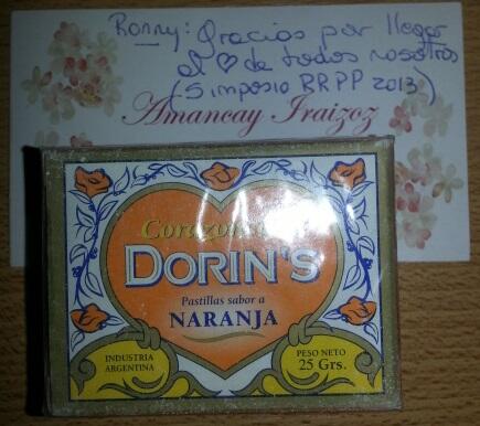 ronnyrt's tweet photo. Detalles como estos son muy gratificantes y tienen un valor especial. Muchas gracias @amaniraizoz #SimposioRRPP http://t.co/W4xsl6i8mv