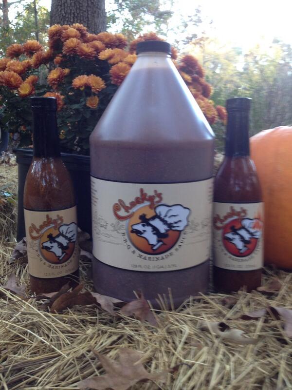 CharlesCrouchSC's tweet image. @SCMarketspace @OleTimeyMeatMkt @allaboutpork @SafieFoods original in gallon &amp;amp; Hot 12.5 oz hitting shelfs early Dec.