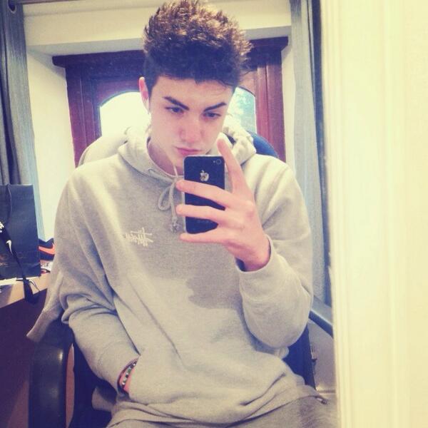 oll_wbu's tweet photo. http://t.co/LIsVxeZNyk