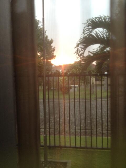 chsming's tweet photo. the sun http://t.co/OyacpZNPGj