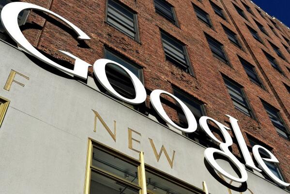 hershelfsmith's tweet image. Google's live video experts will help you cook dinner... or fix a marriage
nyp.st/1hg6vtJ