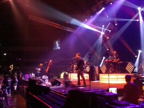 Huge crowd at the best concert this year! Congratulations to <a href="/midaspromotions/">Midas Promotions</a> for bringing <a href="/OneRepublic/">ONEREPUBLIC</a> to manila!