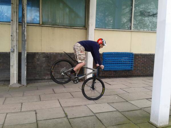 JWalkerRacing's tweet photo. Love my new trick http://t.co/Aa8CUTFaCr