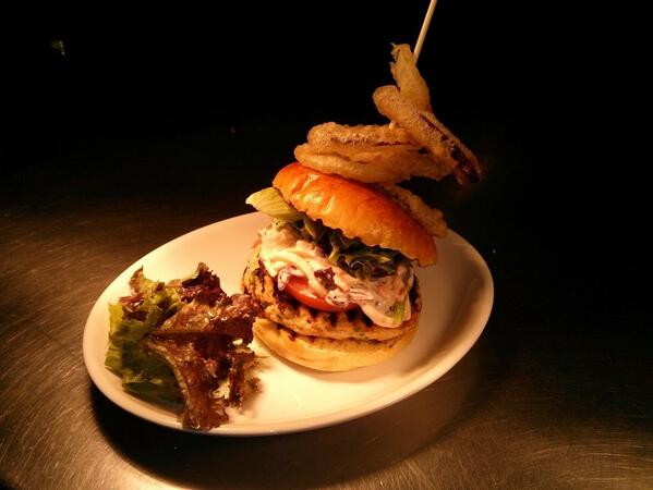 #newmenu at #theswanclaygate #burgers and #ribs