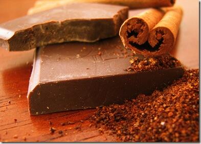 ConsultoriaDva's tweet photo. ¿Sabias que el chocolate negro ayuda a enriquecer tu dieta con hierro? http://t.co/OPTwsmv4FG