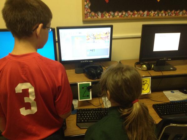 HolyRosaryEvv's tweet image. This is what computer programming looks like. #ScratchMIT #Whatdoesthefoxsay