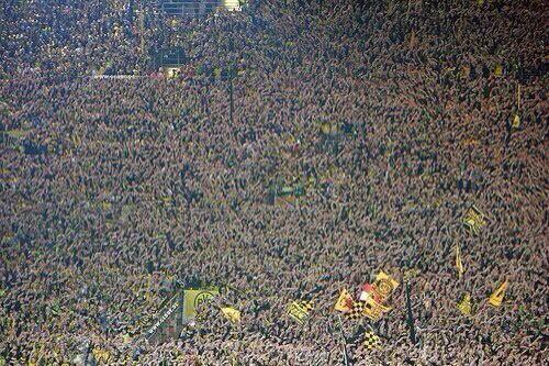 TheClubPark's tweet photo. This is Dortmund. http://t.co/dCeXWafsQ3