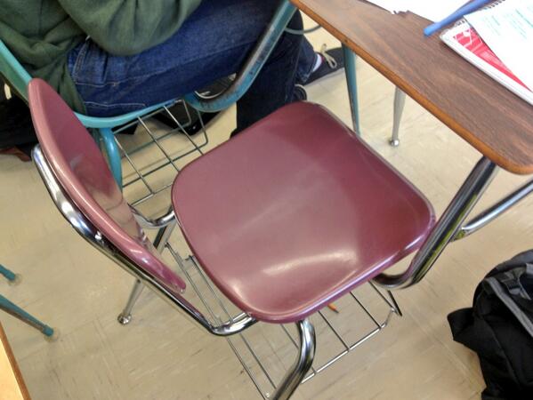 StruggleSince98's tweet photo. Desks with bars on the outside #dastruggle http://t.co/g5uEKETXib