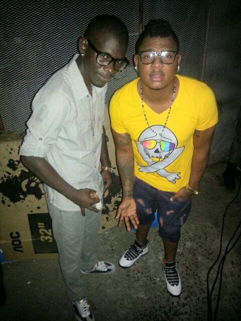 Algo afe afe 5 d novienbre ZONA3 alfa plenes.   Eskizz eskizz