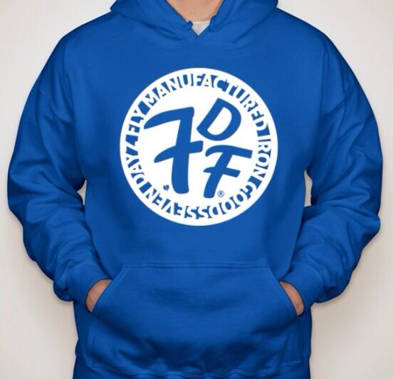 PhotoxLab7DF's tweet image. Blue