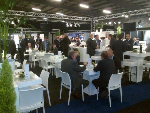 BeersJack's tweet image. 2e Topdag op de #Contacta2013 @PliegerNL plein in Goes @VilleroyandBoch #squaroEdge12 #DirectFlush