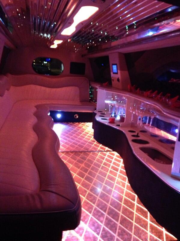 JMD Limousines. tweet media