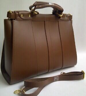 callitco's tweet photo. READYSTOCK FASHION BAG! (08999277588/26413CE4) @Jual_Beli @lapakguecom @cari_reseller @apaajaIKLAN @kicaupromo http://t.co/sIZ2jeRQz0