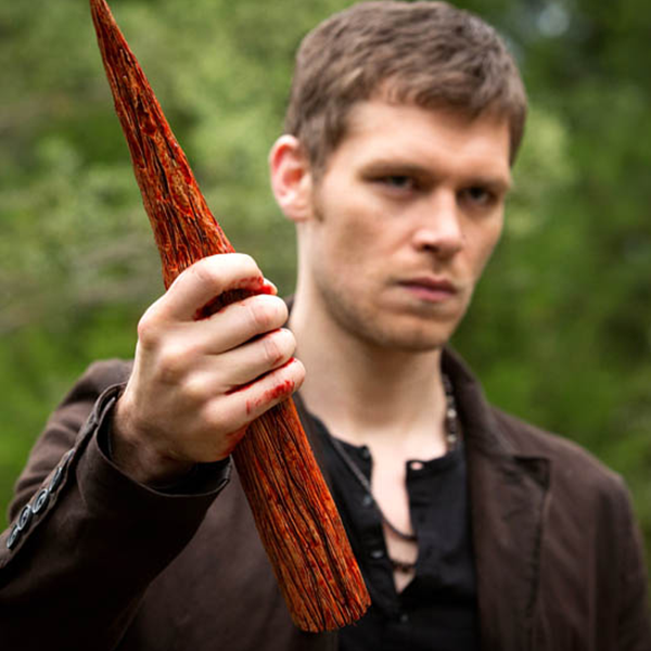 cworiginals's tweet photo. The stakes have been raised. #TheOriginals is all new Tuesday at 8/7c! @JosephMorgan http://t.co/Y0vPKHVJff
