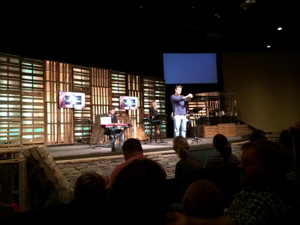 3CircleChurch's tweet image. "Worry about nothing. Pray about everything." Great word from @PastorChrisBell. 
#1stWednesday