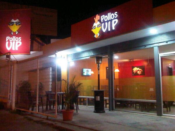 pollos_vip's tweet photo. Este viernes sábado y domingo disfruta del mejor festival de alitas! Nuevas recetas se incorporan! Ohh yeah!!! http://t.co/SPzNhbp3wh