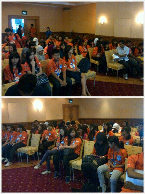 jrblindonesia's tweet photo. Ayo kumpul di Semanggi room dulu junior.. Deg-degan nunggu siapa yang menang ya :D #JunioJRBL2013 #SurabayaSeries http://t.co/ejUi7Qssj8