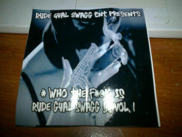 BANKX_RGS's tweet photo. @spiceofficial @MichieBadgalMee @DJnMCTRiSHY dem nah ready!!! Lawd every lady listen... http://t.co/OjiQyl1vZX