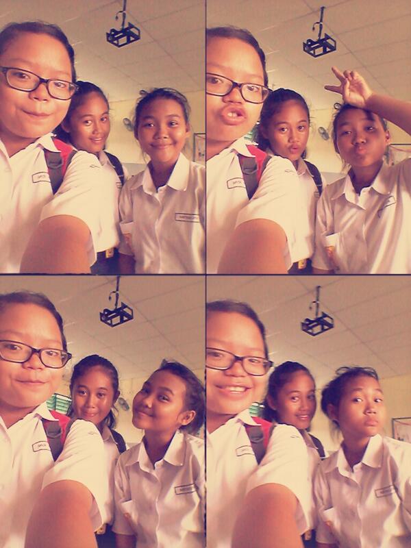 nanonpuspa_'s tweet image. #bestfriend #4act @moniclaga71