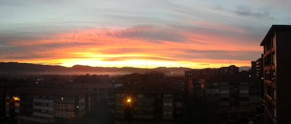 YunePereda's tweet photo. Así da gusto madrugar. http://t.co/tWMsaC9FdG