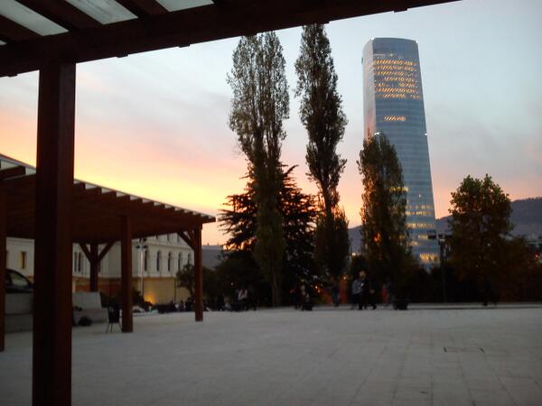 ainhoagil2's tweet photo. "@berasa10: Fotos del amenecer en instagram en tres, dos, uno..." bonito o noo? http://t.co/ndW3tac8hq