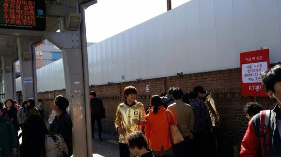 baboya1112's tweet photo. 의왕역에서 kt 광대역lte 프로모션 진행중! 의왕이신분들 근처이신분들 이벤트 참여하구 선물받아가세요^^ http://t.co/MeqlGnVEYg
