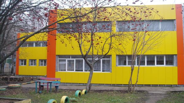 Продолжаются работы по утеплению фасада МДОУ №4 мкр-на Южный г.Венева