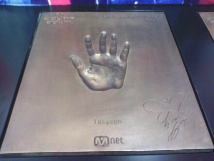 BYdcJF5CMAE2k2s.jpg:large