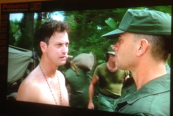 Justin12499's tweet photo. @GarySinise @tomhanks #watching Forrest Gump love this movie http://t.co/4LofWexQgM