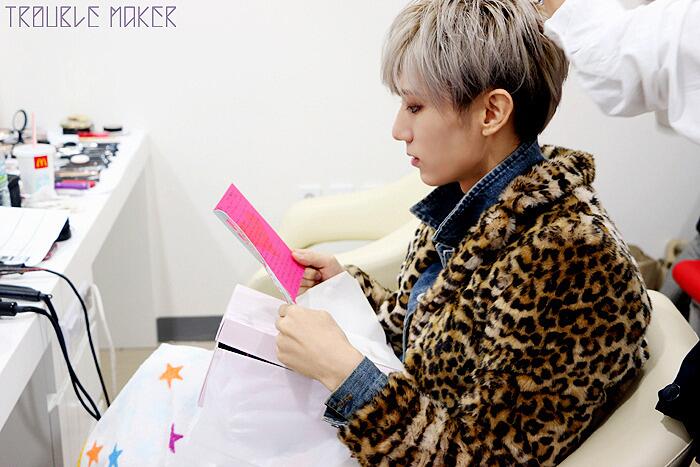 BYdqjFhCMAAt2Xh.jpg:large