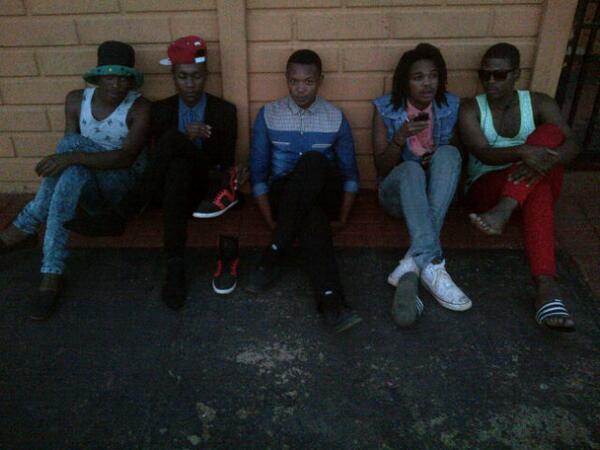 sandileaugust's tweet photo. @fashionRebel016 @Teeyance @tshepoodette @kurupted_kush chilled vibez at gucci's http://t.co/6p7Ag2rSv9