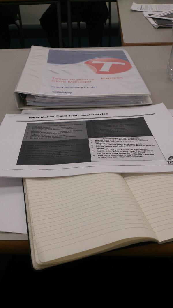 ExpressGrads's tweet image. Great session in the #SMacademy with @vickymne , lots more to come from this page. Watch this space #tesco #sloth