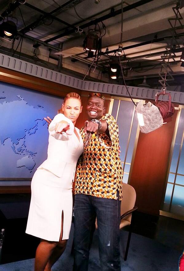 QueenCarlaC's tweet photo. I love Beyonce! RT @humanhlpsudaprj: #tbt to when Manyang met @Beyonce, who is a supporter of Humanity Helping Sudan! http://t.co/baJkoqkO4z